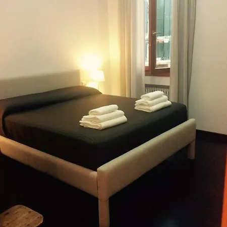 Venetian House * 베니스