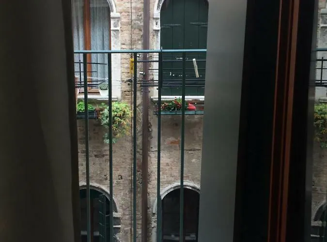 Venetian House * 베니스